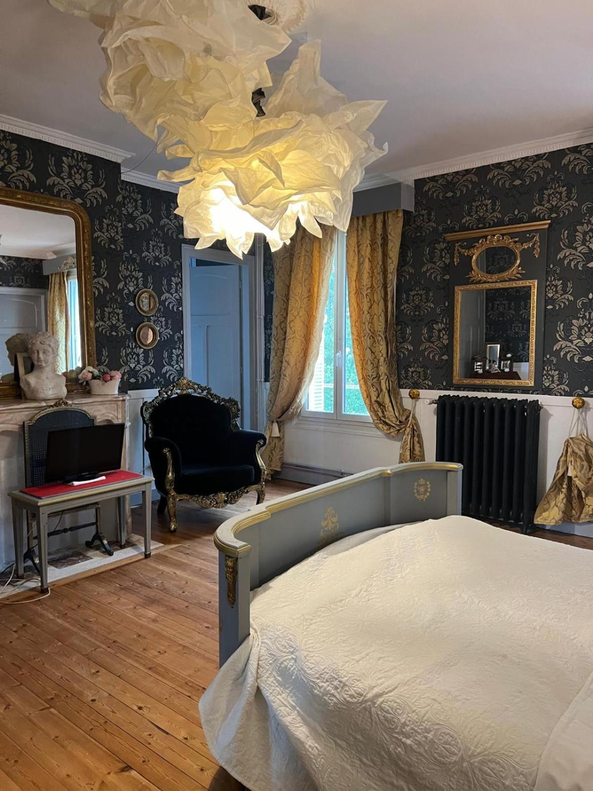 Villa Le Manoir De La Baronnie à Norrey-en-Auge Extérieur photo