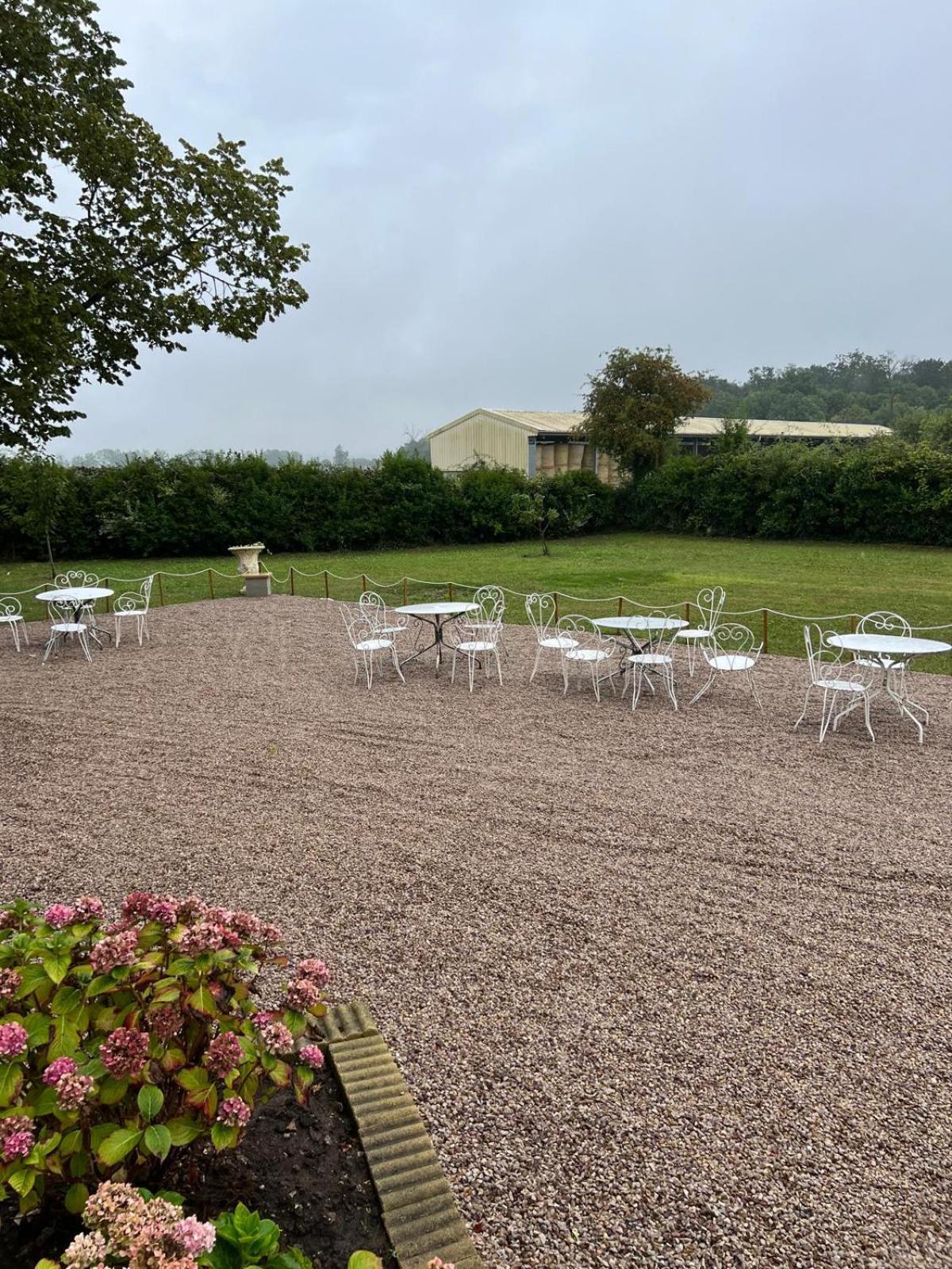 Villa Le Manoir De La Baronnie à Norrey-en-Auge Extérieur photo