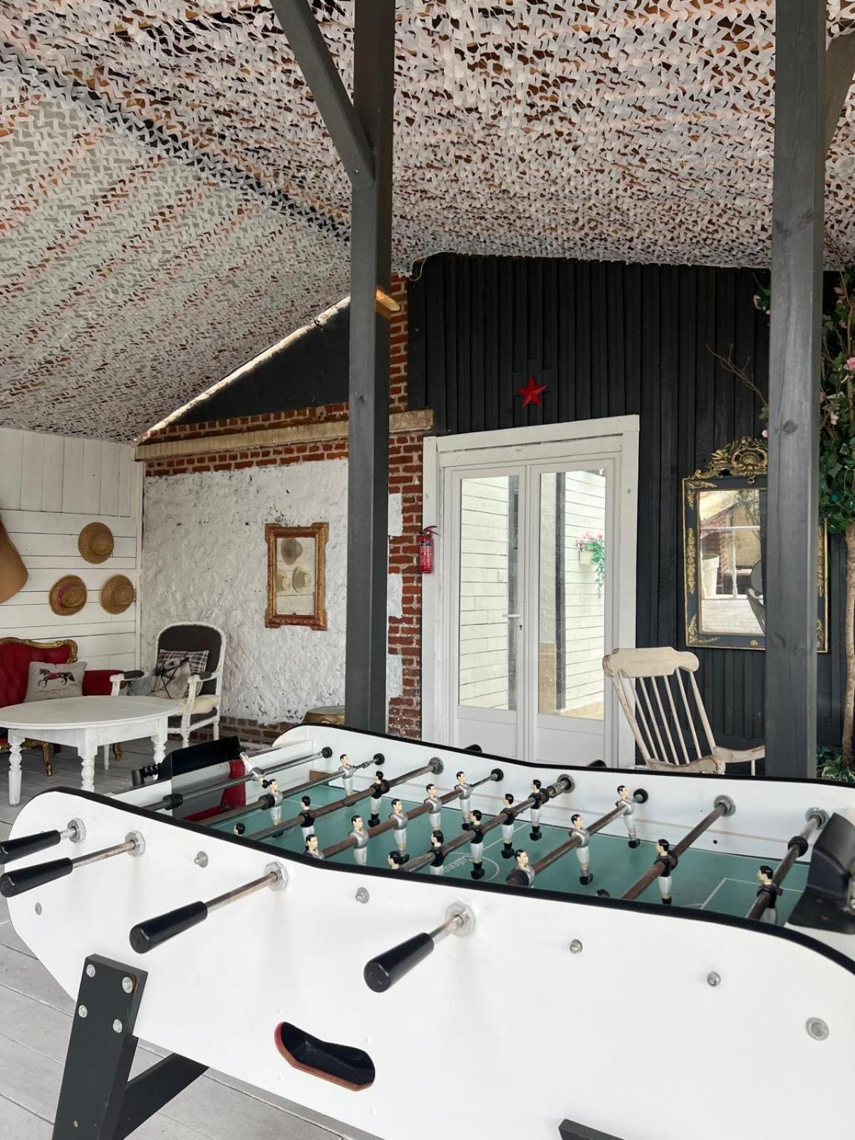 Villa Le Manoir De La Baronnie à Norrey-en-Auge Extérieur photo