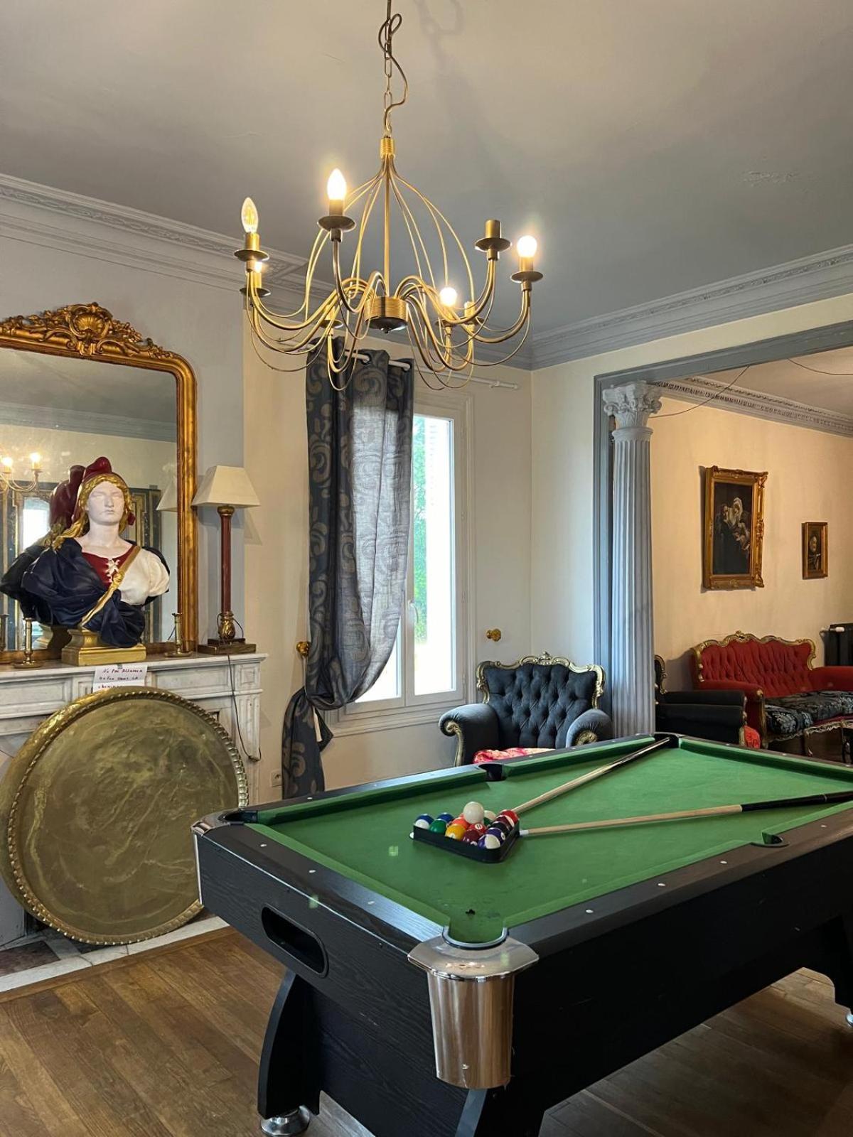 Villa Le Manoir De La Baronnie à Norrey-en-Auge Extérieur photo