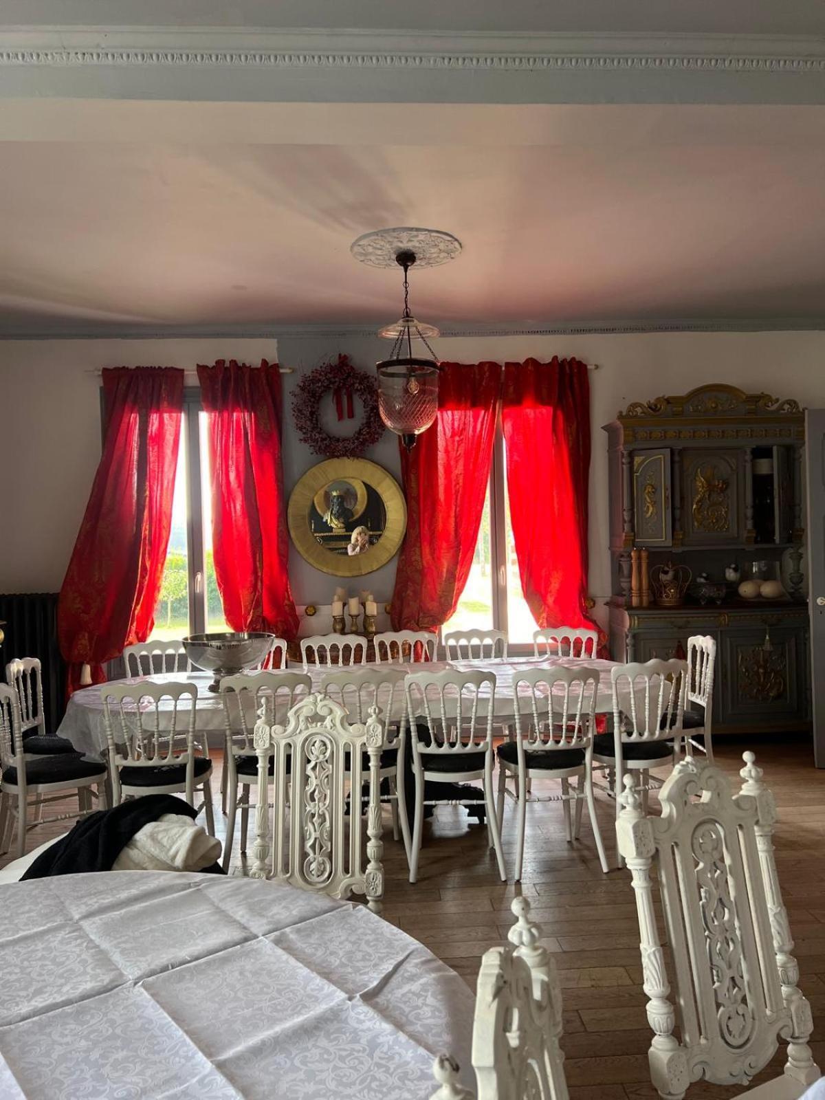 Villa Le Manoir De La Baronnie à Norrey-en-Auge Extérieur photo