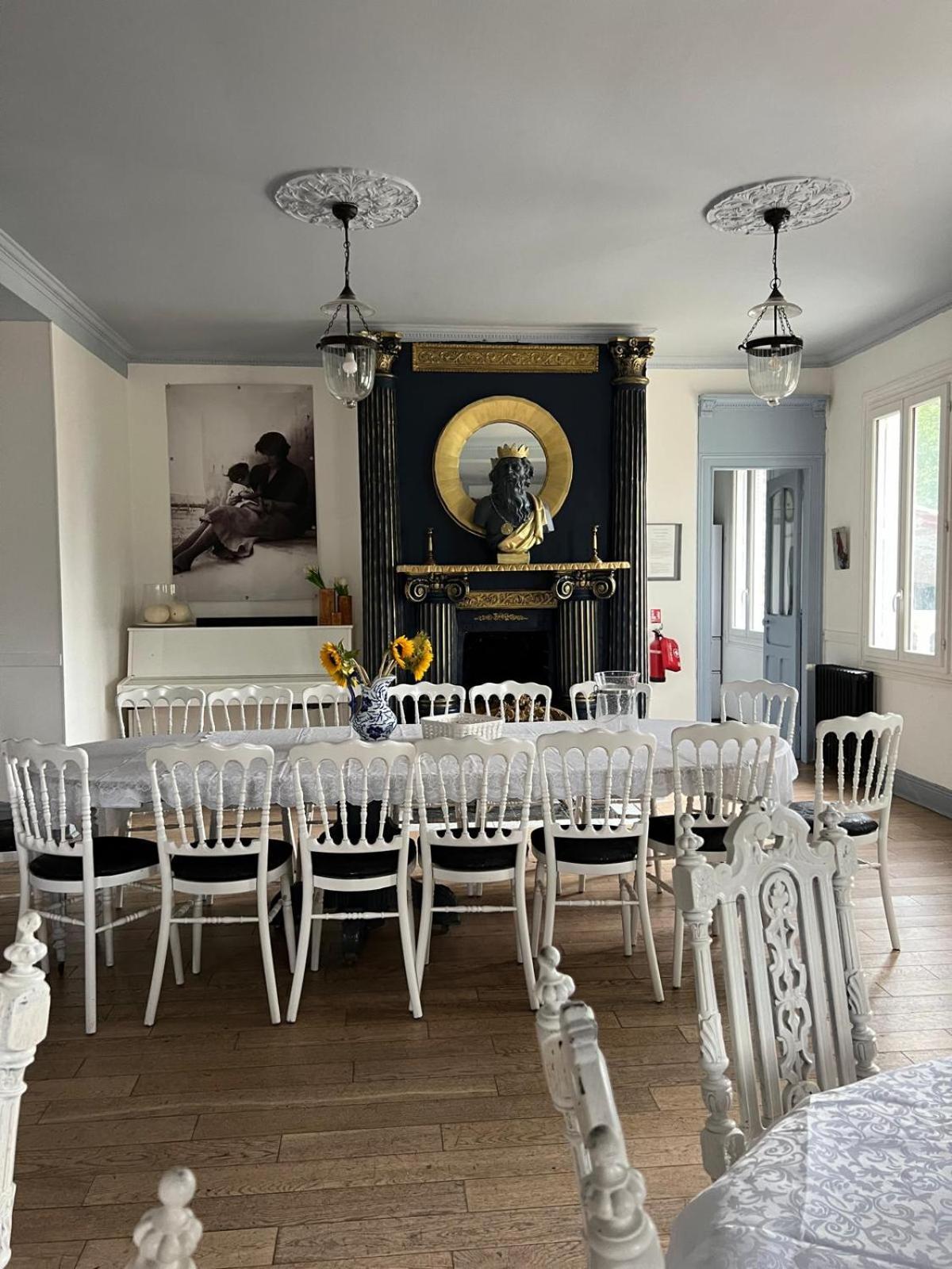 Villa Le Manoir De La Baronnie à Norrey-en-Auge Extérieur photo