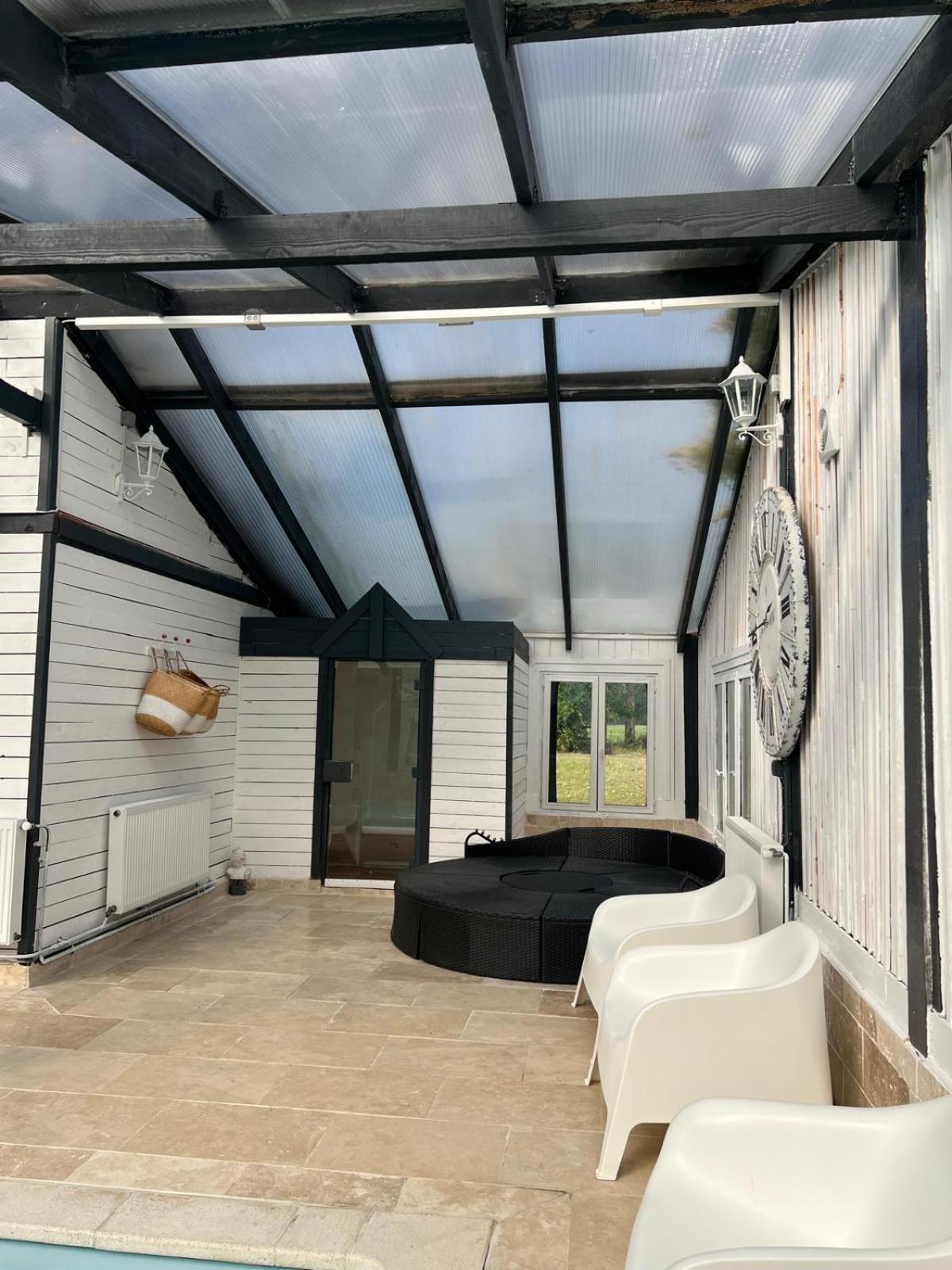 Villa Le Manoir De La Baronnie à Norrey-en-Auge Extérieur photo